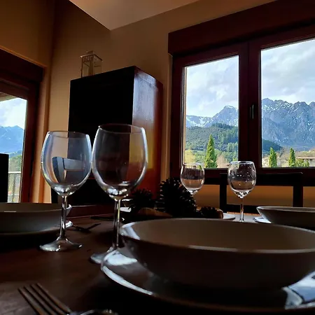 Entre Potes Y Picos Con Wifi Y Garaje Apartman *